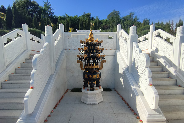 沈阳龙生纪念园公墓：地域文化、民族特色与时代精神的完美融合