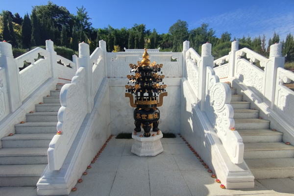 沈阳陵园的环境特色有哪些？如何为逝者提供一个理想的安息环境？